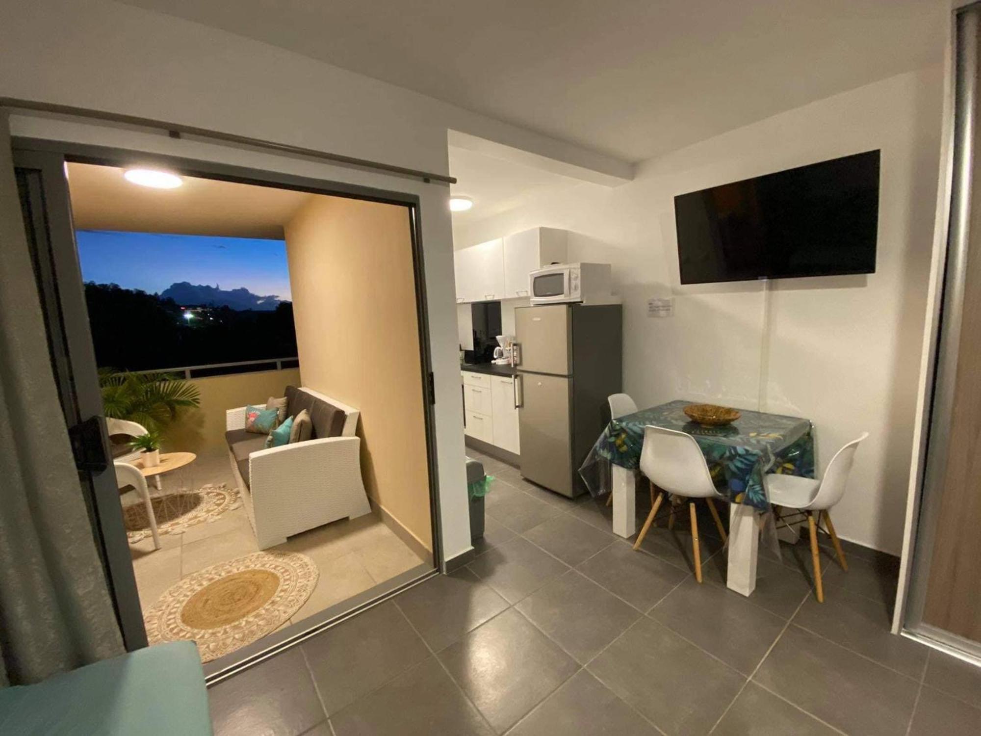 Tehautahi Cozy Lodge 2 Papeete  Exterior foto